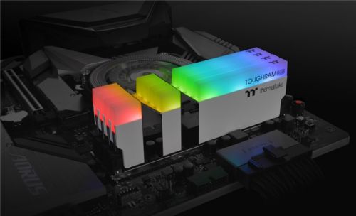 ThermaltakeԽ羺ڴ-DDR4 4600MHz